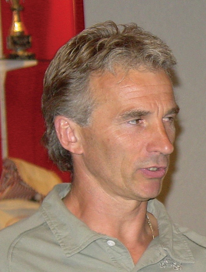 In Memoriam Bert-Jan Heins