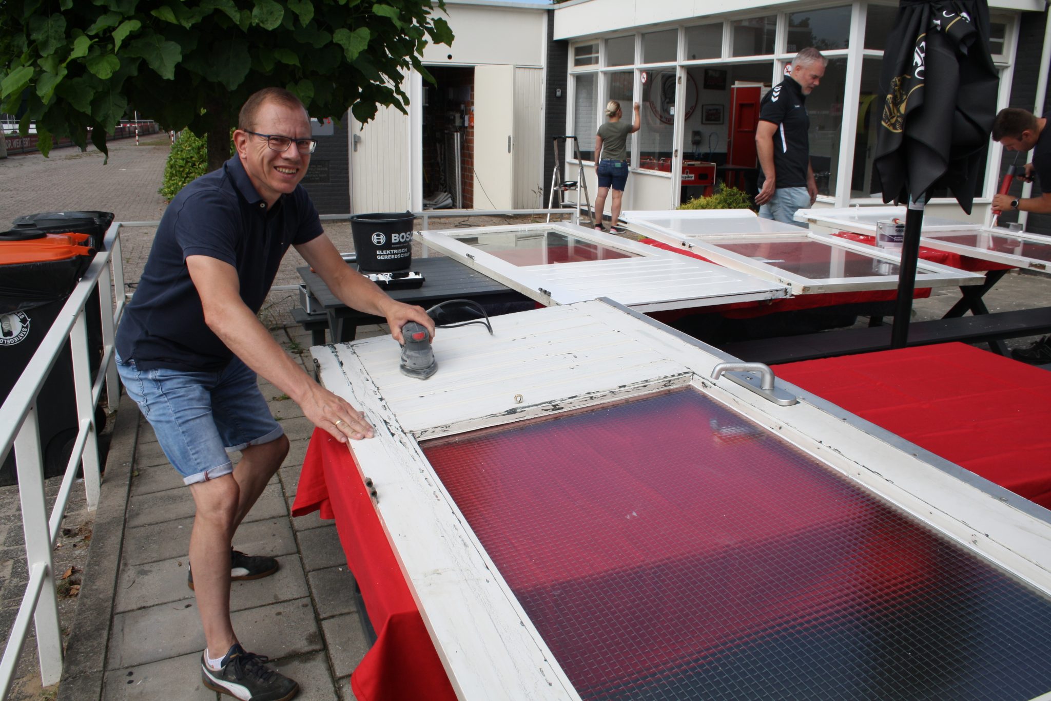 Zaterdag 20 augustus was het klussendag!!