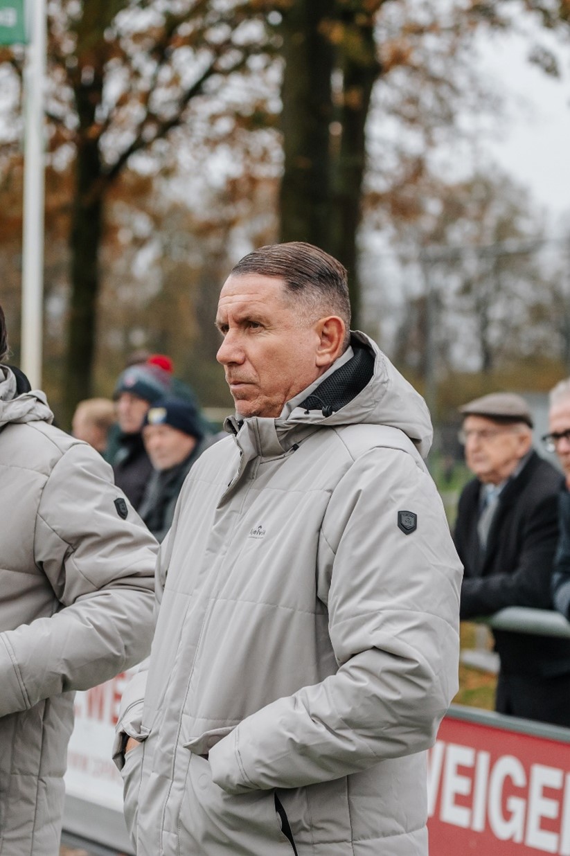 Hoofdtrainer Kenan Durmuşoğlu stopt na dit seizoen